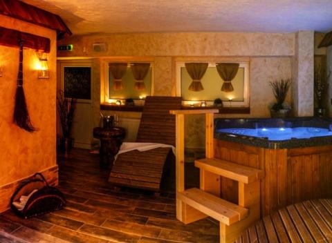 Doprajte si dokonalý zážitok a oddych s pravou horskou atmosférou. Pobyt v penzióne SKI Jezersko v Spišskej Magure s polpenziou a wellness.