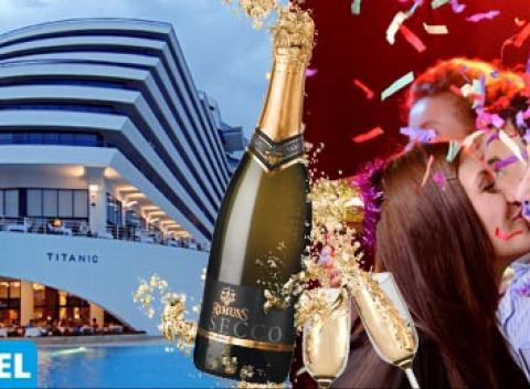 8-dňový luxusný silvestrovský pobyt v Turecku. Čaká vás fantastické ubytovanie v TITANIC LARA BEACH s all inclusive a výlet do PAMUKKALE.