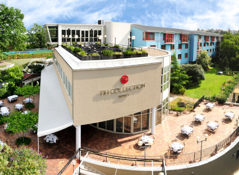 Exkluzívny Hotel NH Collection Prague **** s welcome drinkom, lanovkou a raňajkami + dieťa zdarma.