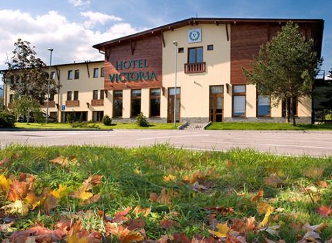 Strávte víkend relaxovaním v bazéne či saune a pridajte k tomu oslavu piva a pravú Turčiansku zabíjačku v hoteli Victoria****. 