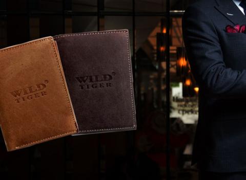 Elegancia, kvalita a praktickosť – to sú tri základné veci, ktoré pánske kožené peňaženky Wild Tiger určite spĺňajú.