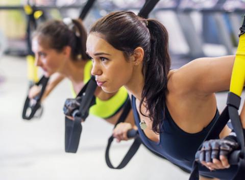 Vypoťte nadbytočné kilá na hodinách jumpingu alebo pri cvičení na TRX tréningu. Jednorázový vstup alebo 10-vstupová permanentka do Hardgym.