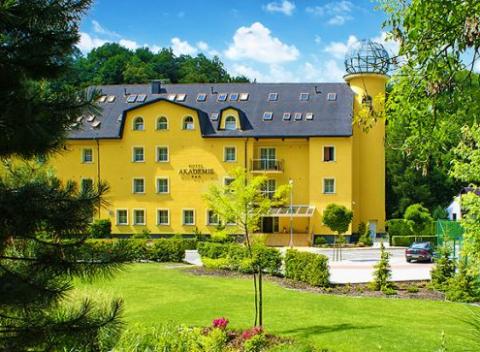 Zrelaxujte svoje telá i myseľ neďaleko Olomouca. Skvelý 3-dňový pobyt s polpenziou a wellness v Hoteli Akademie Hrubá Voda***