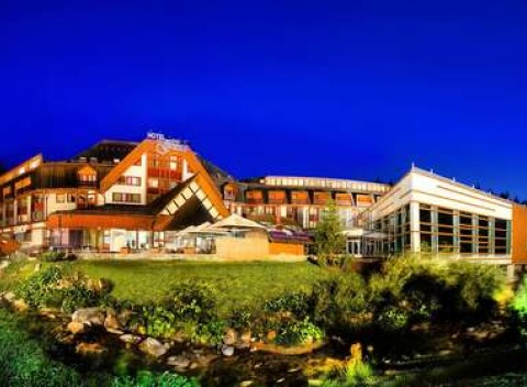 Jesenný pobyt s polpenziou a wellness v Hoteli Grand**** Jasná - hory ako na dlani.