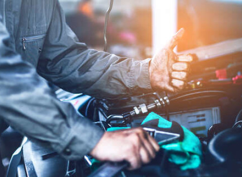 Autoservis BARNY: Výmena oleja a olejového filtra. Nezanedbávajte svojho štvorkolesáka!