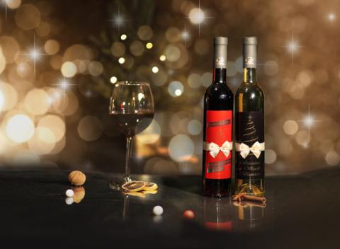 Vianočné Gold Cuvee víno so zlatom pre neobyčajné chvíle. Doprajte si pohárik skvelého nápoja v kruhu rodiny a priateľov.