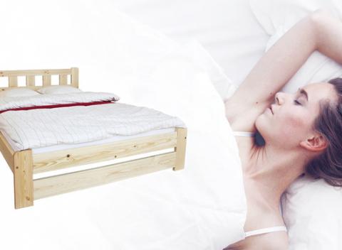 Doprajte si tie najkrajšie sny v posteli z borovicového masívu vrátane roštu a ortopedického 7-zónového matraca.
