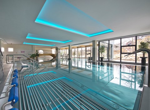 Tatranská Lomnica - Jesenný wellness pobyt s bazénom pod Lomnickým štítom v hoteli Sorea Urán.