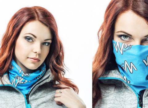 Multifunkčná šatka s vlastným dizajnom. Spĺňa funkciu štýlového módneho doplnku a je univerzálnym spoločníkom do hôr či na šport.