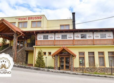 Spoznajte zákutia stredného Slovenska. Hotel Brusno*** so súkromným vstupom do wellness, polpenziou, relax uprostred prírody Nízkych Tatier.