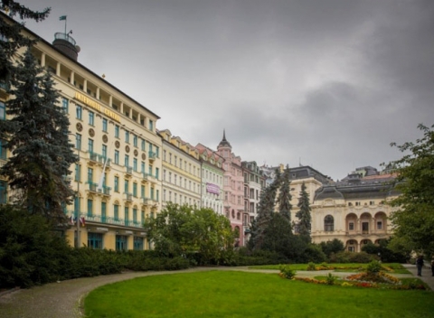 Oddych a relax v romantickom prostredí Interhotela Central**** v Karlových Varoch s neobmedzeným wellness, raňajkami a welcome drinkom. 