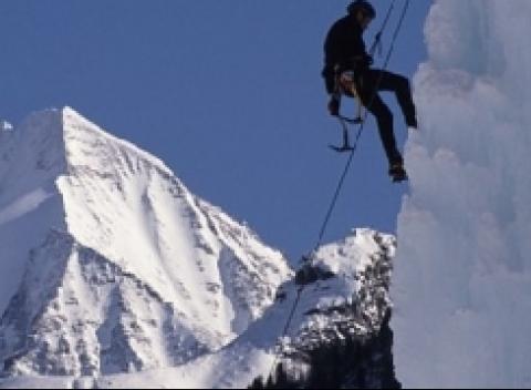 Hotel Berghotel Alpenrast*** v talianských Alpách s polpenziou. Užite si krásnu prírodu, využite možnosť športovania a oddychujte v saune.