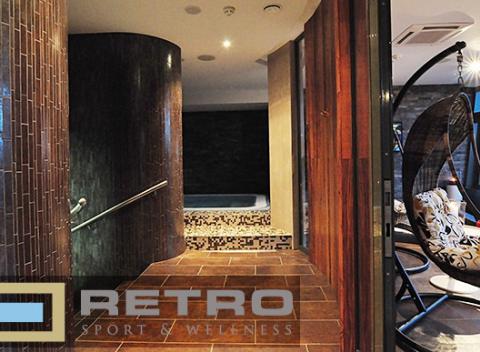 Nechajte sa unášať relaxom a rozmaznávať bublinkami. Súkromný relax a wellness pre dvoch v RETRO Sport & Wellness.
