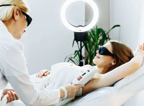 Trvalá IPL epilácia ktorejkoľvek časti tela, zbavíte sa chĺpkov – raz a navždy!