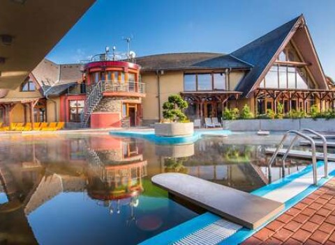 Dovolenka pre 2-5 osôb s wellness, len 500 m od termálneho kúpaliska Bešeňová v apartmánoch Arlan.