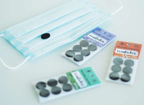 Prírodné voňavé nálepky Masticker pre vaše rúško. Na výber z vôní: mäta, levanduľa, pomaranč.