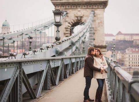 Prekvapte svoju polovičku romantickým výletom do Budapešti. Zimná dovolenka s ubytovaním a raňajkami v 4* hoteli v centre mesta. 