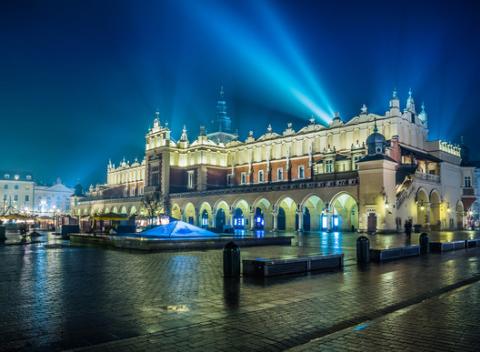 Preskúmajte tie najkrajšie a najzaujímavejšie miesta Poľska s výhodným ubytovaním a polpenziou v hoteli Comfort Express*** pri Krakove. 