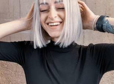 Dámsky strih v M E & M Y S E L F BeautyStudio & BarberShop.