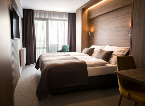 Hotel Eurobus v centre rekreačnej oblasti Zemplínska šírava ponúka skvelé služby v oblasti oddychu.