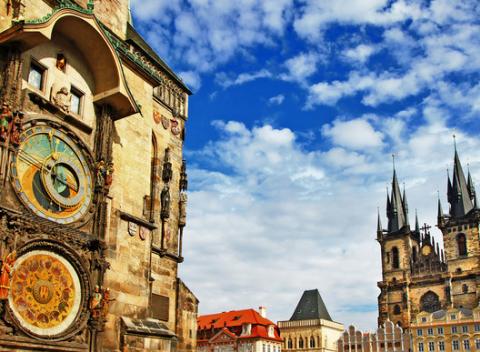 Vydajte sa spoznávať krásy stovežatej Prahy. Pobyt pre dvoch v 4* hoteli Praga 1885 s raňajkami a dieťa do 6 rokov zdarma. 