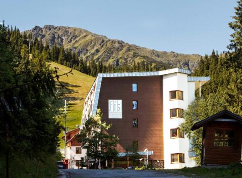 Navštívte Liptov najatraktívnejší región Slovenska. Luxusný pobyt s polpenziou a wellness v špičkovom 4*Hoteli FIS Jasná, Demänovská Dolina.