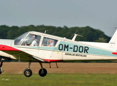 Vyleťte do výšin – let na 2-/4-miestnom lietadle aj s možnosťou pilotovania.