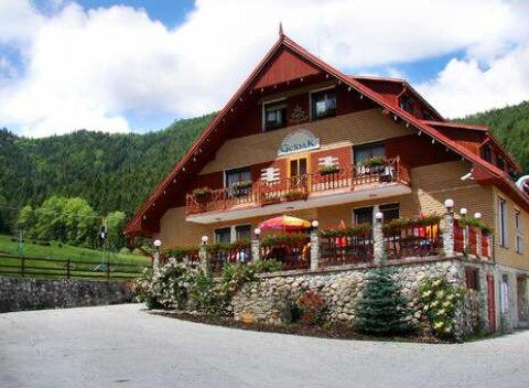 Horský hotel Gejdák*** s polpenziou, wellness, bowlingom a mini farmou.