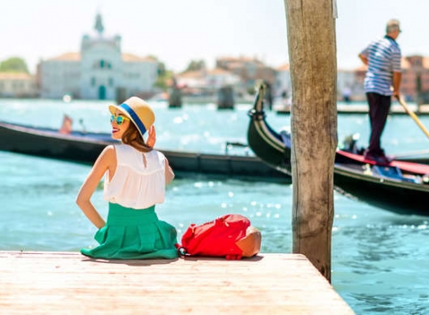 Vyberte sa spoznávať svetoznáme Benátky. Pobyty s raňajkami počas celého roka s ubytovaním v hoteli Alla Giustizia.