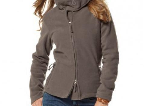 Dámska flísová mikina svojím strihom zvýrazňuje ženskú postavu. Vysoký golier so suchým zipsom. Skvelá do jarného či jesenného obdobia.