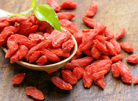 Goji - zázračné čínske ovocie. Najzdravšia známa rastlina obsahujúca 18 rôznych aminokyselín a až 21 stopových prvkov. 