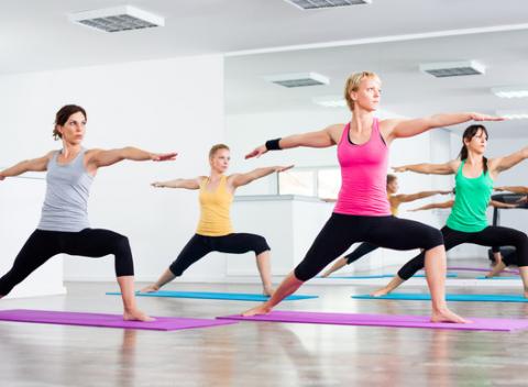 Jednorázový vstup na cvičenie v novej Klinike Zdravia v Petržalke. Oddajte sa liečivým pohybom jógy, pilatesu či cvičeniu pre mamičky. 