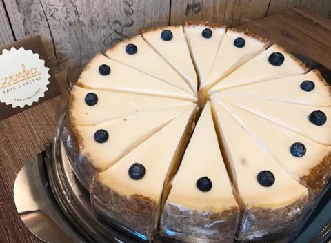 Torty z kaviarne zrnko. Všetko v tej naj kvalite a zdravšej alternatíve z kaviarne a cukrárne, kde je všetko čerstvo pripravované.