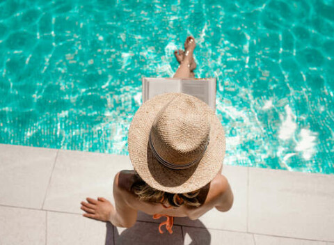 Neobmedzene leto v Dudinciach - bazén, kúpeľné procedúry a chutná strava počas pobytu v hoteli Flóra.