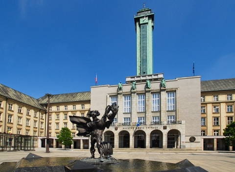 Odskočte si na predĺžený víkend k našim českým susedom a navštívte Ostravu. Pobyt s raňajkami a balíčkom zliav v Harmony Club Hotel***. 