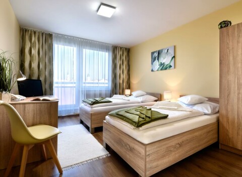 Hotel Pelikán - je situovaný v centre mesta Lučenec a ponúka komfortné ubytovanie.