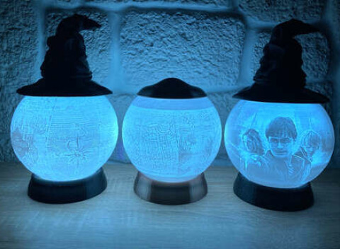 Rozprávková 3D lampa pre deti (vyrobené na Slovensku). Zahalí miestnosť do príjemného svetla.