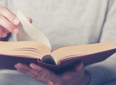 Poukážka na nákup kníh v hodnote 50 € z Vydavateľstva Európa. Dobrá kniha je ten najlepší spôsob ako stráviť škaredý deň.