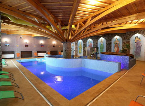 Neobmedzený wellness pobyt na Prednej hore so vstupom do soľnej jaskyne a polpenziou.