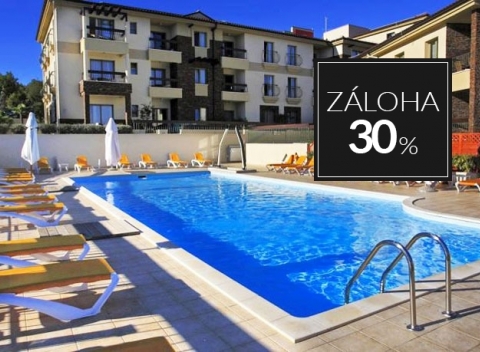 Luxusný 4* hotel Blue Waves Resort priamo pri pláži na ostrove Krk s wellness a polpenziou.