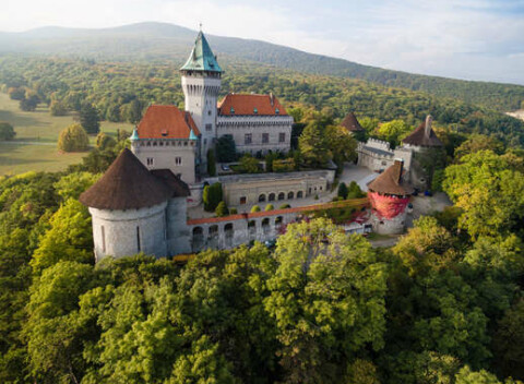 Vyleťte do výšin – let na 2-/4-miestnom lietadle aj s možnosťou pilotovania.