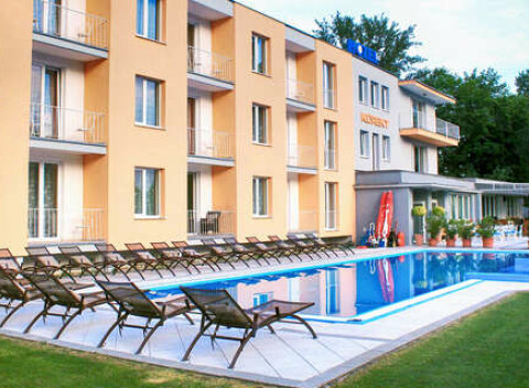 Leto priamo pri Sĺňave v apartmánoch s polpenziou a 2 deťmi zdarma.