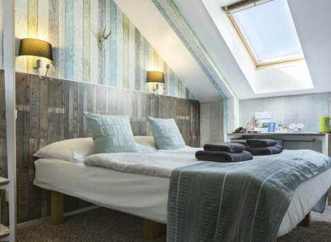 Moderný Royal Court Hotel**** s raňajkami v centre Prahy len 15 min. od Václavského námestia.