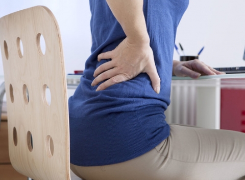 Masáž na termo-akupresúrnom masážnom lôžku pre uvoľnenie chrbtice, 2 vstupy za cenu jedného. 