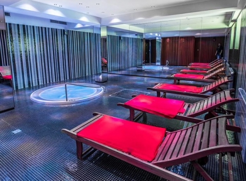 Vyberte sa za poznaním a zážitkami do Košíc. Pobyt s polpenziou a wellness v Hoteli Yasmin****. 