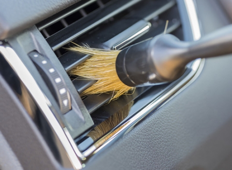 Pripravte vaše auto na horúce leto! Dezinfekcia ozónom, servis a doplnenie klimatizácie. 