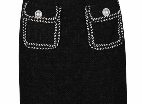 Štýlová čierna minisukňa s dvoma vreckami a ozdobnými gombíkmi Darling Cece.