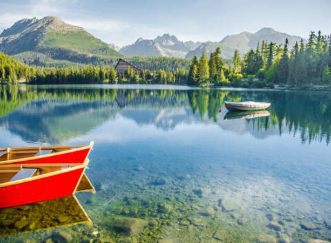 Vila Emma len 400 m od Štrbského plesa, s nádherným výhľadom na Tatry.