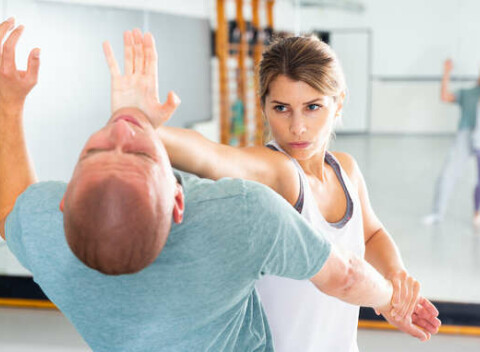 Intenzívny mesačný kurz sebaobrany WTU Wing Tsun  Bratislave alebo v Trnave.