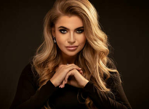 Poukážka na všetky kadernícke služby v Salóne IX. Darujte krásu a pôvab.